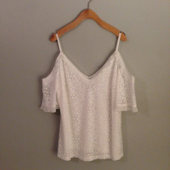 White House Black Market Tops - WHBM Open Shoulder Lace Top Sz M EUC